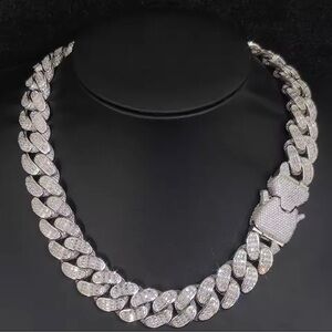 Men's Silver Cuban Link Chain Necklace